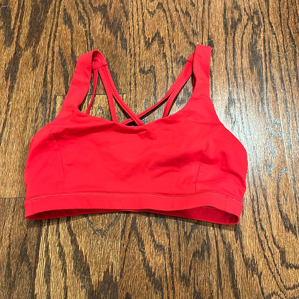 Lululemon red sports bra, like new (never been worn)